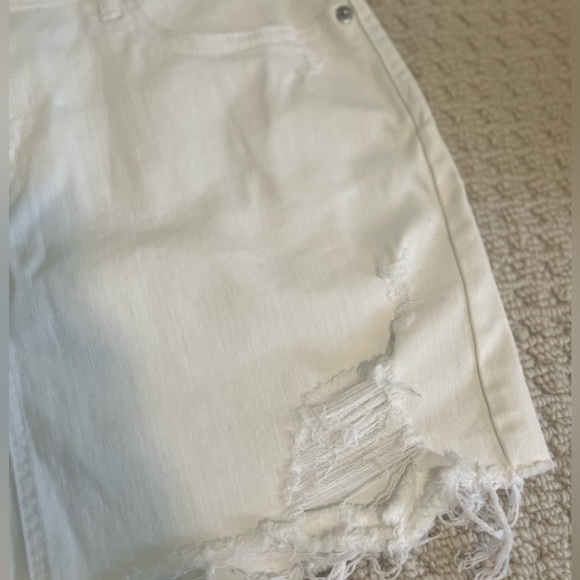 White Distressed Denim Skirt - Picture 5 of 6